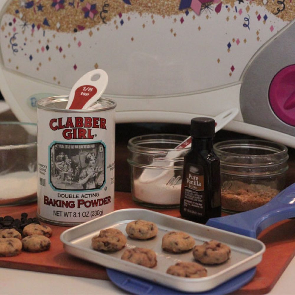 Perfectly-Easy-Mini-Chocolate-Chip-Cookies-Full