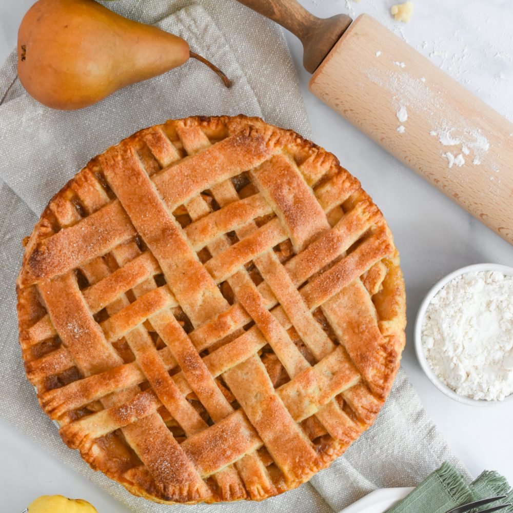 Spiced Pear and Apple Pie WHOLE (17)