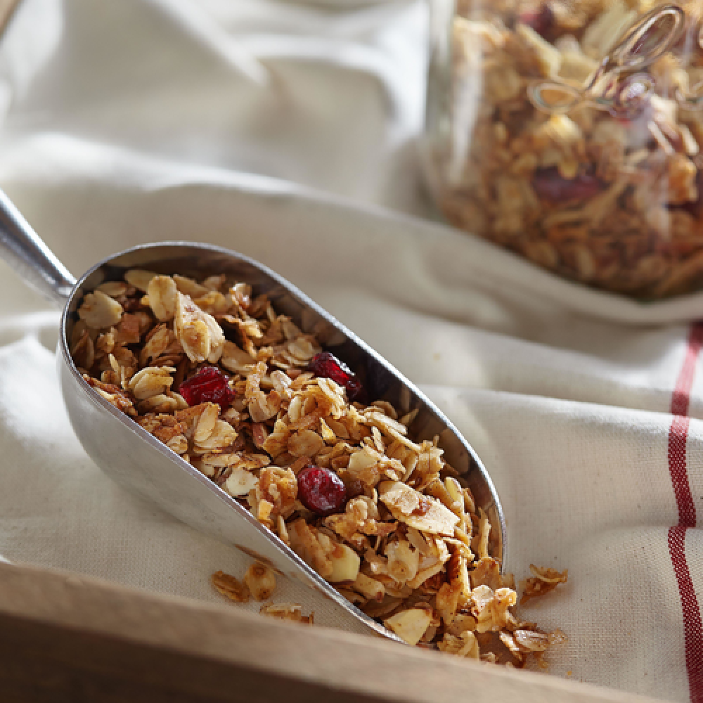 almond-coconut-granola