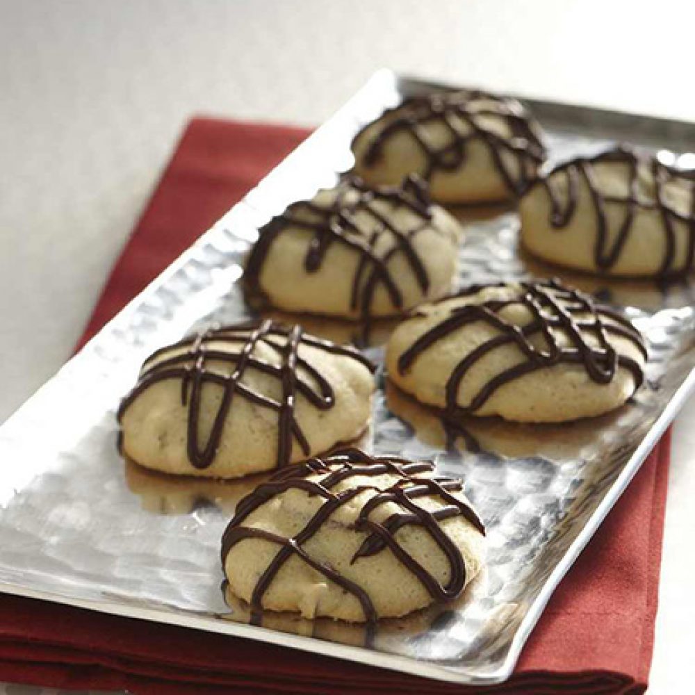 recipe-almond-nuggets-with-chocolate-drizzle-1