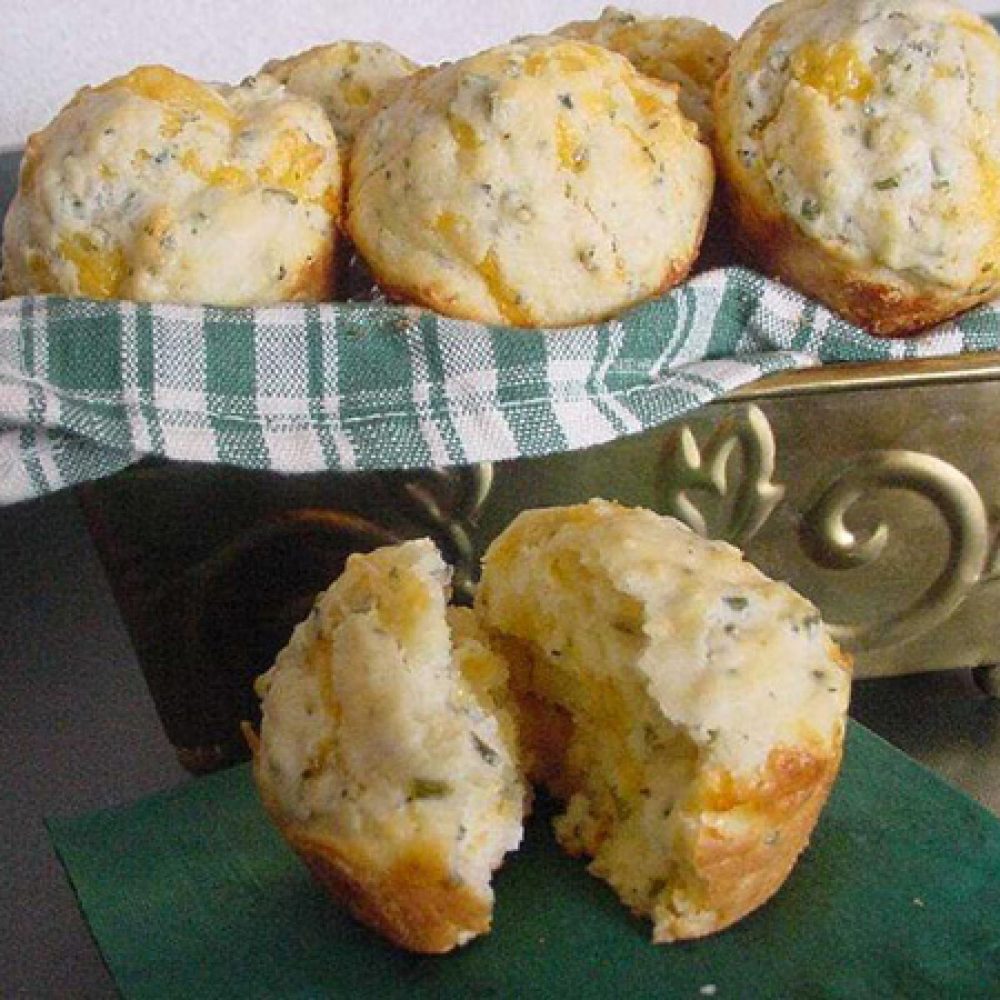 recipe-cheesy-chive-muffins-1